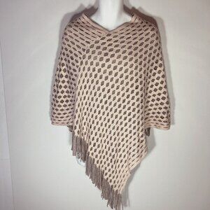 Cruise Club Petal Pink & Gray woven poncho fringe Comfy 60's 70's Boho Parisian